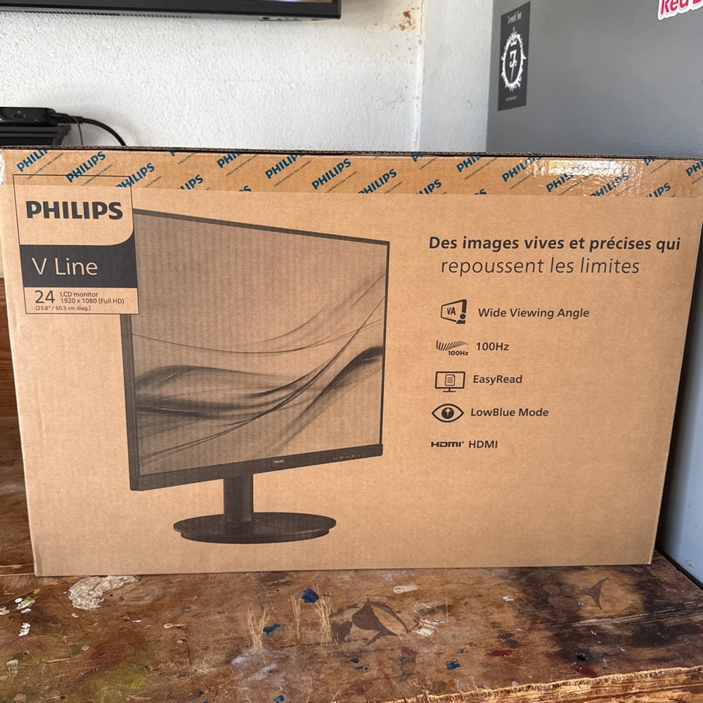 Philips V Line 24-inch Monitor Box - Brown Cardboard with Black Print